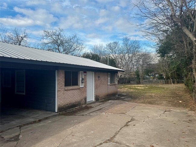 property at 202 W N Loop Blvd