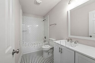 2770 N Barcelona Ave in Fayetteville, AR - Building Photo - Building Photo