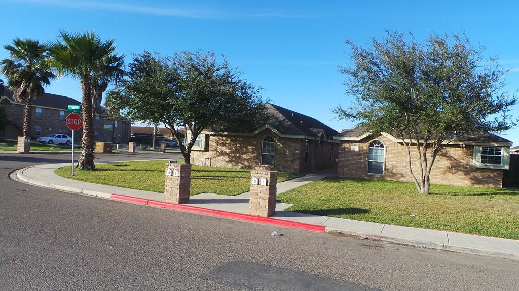 Faith Hill Apartments in Edinburg, TX - Building Photo