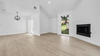 1202 Quail Hollow Dr in Garland, TX - Building Photo - Building Photo