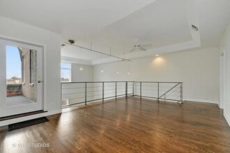 816 W Hubbard St in Chicago, IL - Building Photo - Building Photo