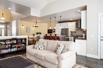 1627 River Bend Way in Glenwood Springs, CO - Building Photo - Building Photo