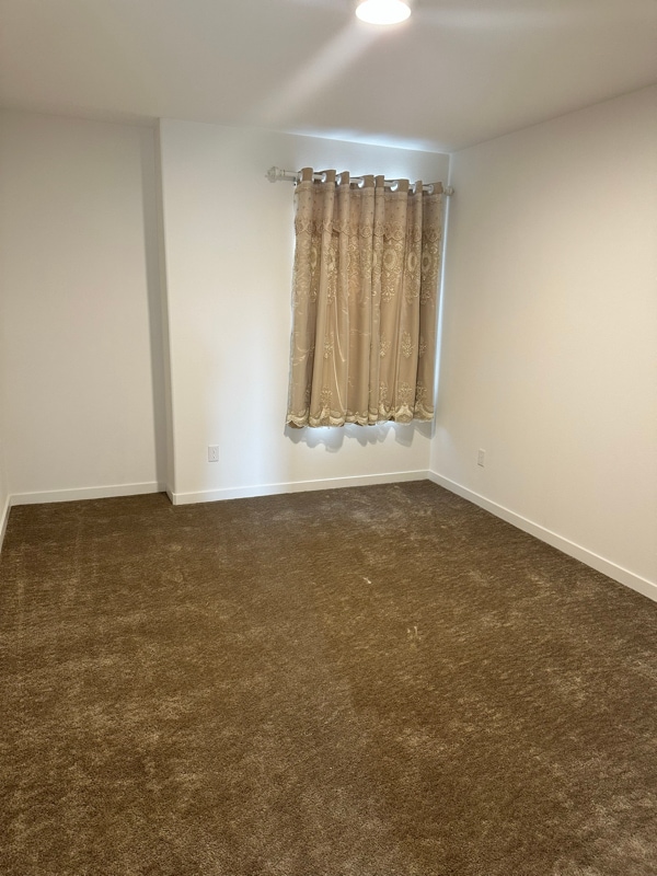 2752 Lake Mendoza St in Rialto, CA - Building Photo - Building Photo