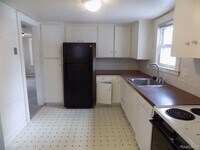 1046 Kelley St photo'