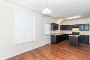 6254 Brenwood Cir in Katy, TX - Building Photo