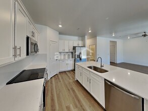6476 E Paseo Baranda in Tucson, AZ - Building Photo - Building Photo