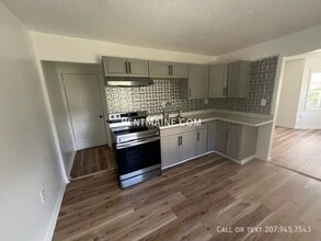 148-150 Third St. Apt. in Bangor, ME - Building Photo - Building Photo