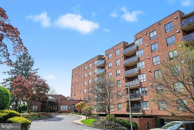 100 Breyer Dr in Elkins Park, PA - Building Photo - Building Photo