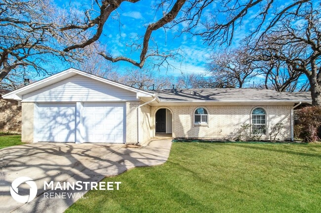 property at 3317 Bob-O-Link Ln