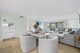 12926 Briarlake Dr in Palm Beach Gardens, FL - Building Photo - Building Photo