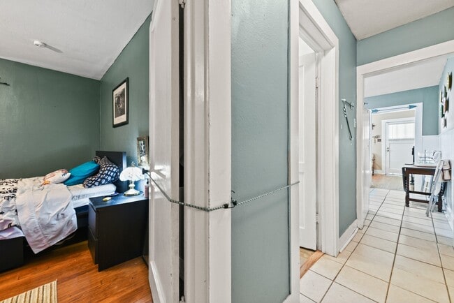 154 Willow St in Humble, TX - Foto de edificio - Building Photo