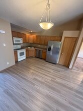 4637 Twain St in Ames, IA - Building Photo - Building Photo