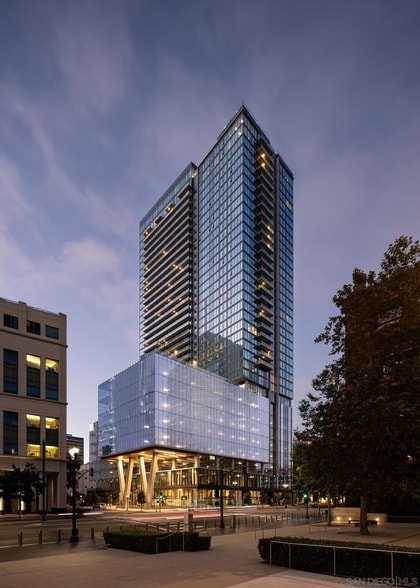 1011 Union St, Unit 3515 in San Diego, CA - Foto de edificio - Building Photo