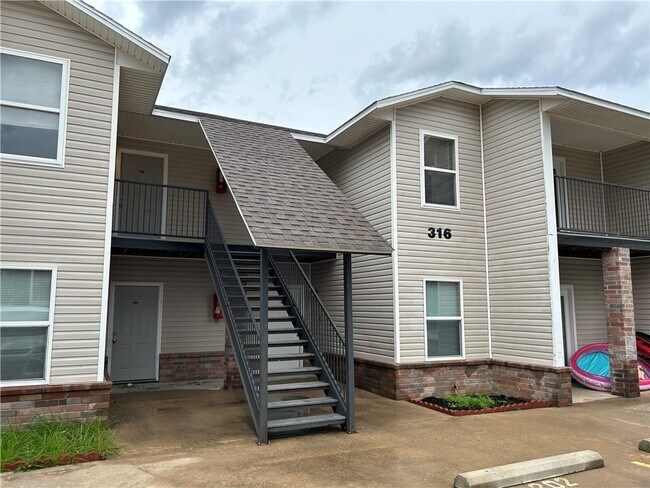 property at 316 Erin Pl