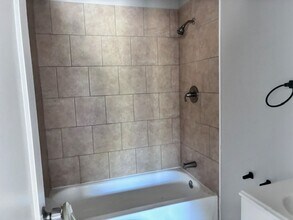 70 Lakeside Dr in Childersburg, AL - Building Photo - Building Photo