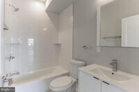 2208 Ridge Ave photo'