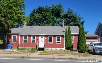 366 Hartford Pike in Killingly, CT - Building Photo
