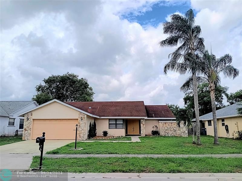 9846 Majorca Pl in Boca Raton, FL - Foto de edificio