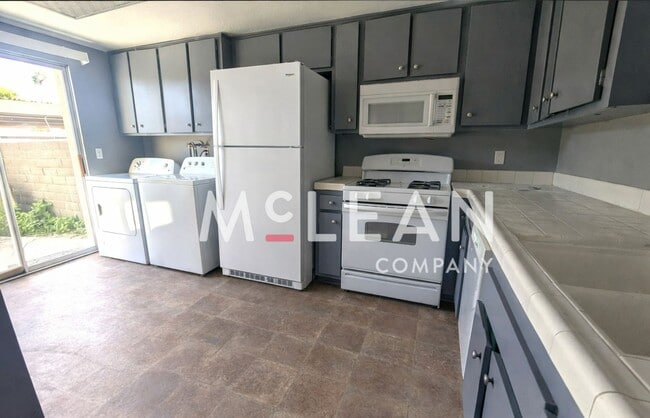 property at 2286 N Indian Canyon Dr