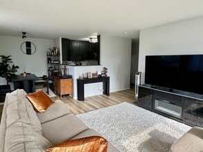 1460 N Sandburg Ter, Unit 501 in Chicago, IL - Foto de edificio - Building Photo