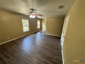 508 E Convent St in Victoria, TX - Building Photo - Building Photo