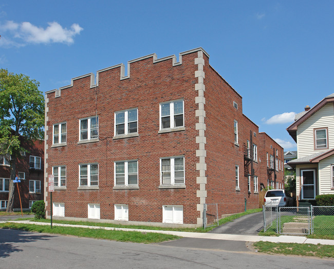 42 Westgate Ter in Rochester, NY - Building Photo - Building Photo