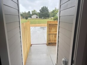 439 Hobbs Ave, Unit 2 in Lebanon, TN - Building Photo - Building Photo