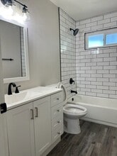 The Redwoods at Fresno in Fresno, CA - Building Photo - Building Photo