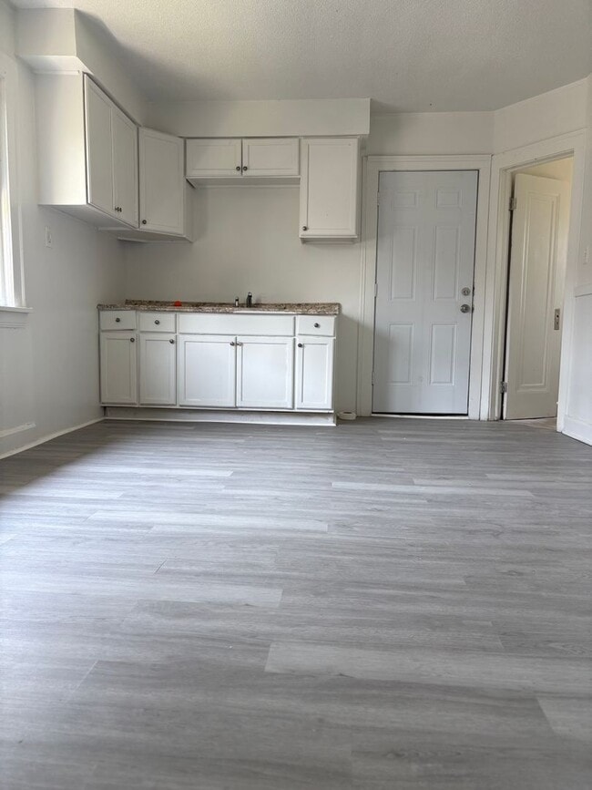 3164 W 48th St in Cleveland, OH - Building Photo - Building Photo