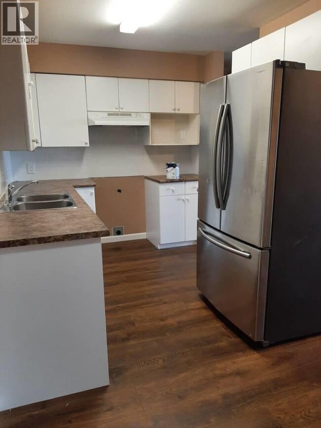 22351 St Anne Ave in Maple Ridge, BC - Building Photo - Building Photo