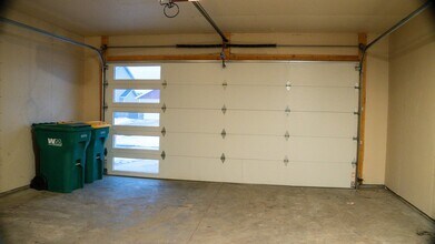 6040 Kodiak Ln in Horace, ND - Building Photo - Building Photo