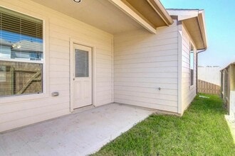 12243 Dona Lane in Houston, TX - Building Photo - Building Photo