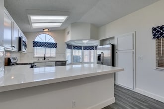 7221 E Carey Ave in Las Vegas, NV - Building Photo - Building Photo
