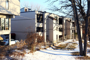 4902 University Ave Apartments