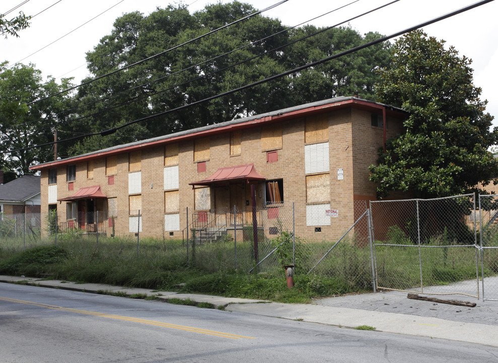 Chappell Forest Apartments in Atlanta, GA - Building Photo