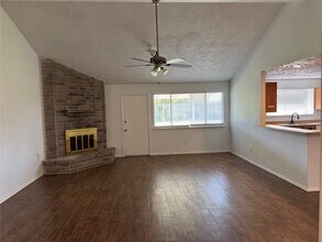 19927 Windy Nook Dr in Houston, TX - Building Photo - Building Photo