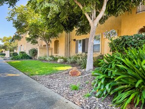 2310 Briar Creek Way in Lompoc, CA - Building Photo - Building Photo