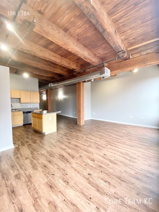 property at 204 Walnut St