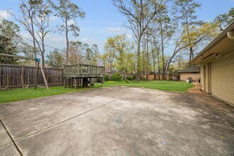 11606 Shady Grove Ln in Houston, TX - Foto de edificio - Building Photo