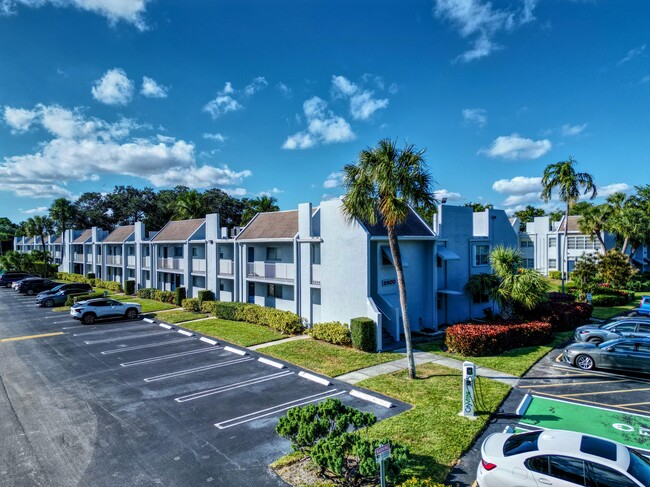 2900 SW 22nd Ave in Delray Beach, FL - Foto de edificio - Building Photo