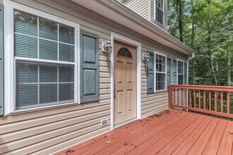 2104 Jo Mac Rd in Chapel Hill, NC - Building Photo - Building Photo