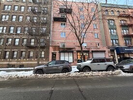 442 S 5th St in Brooklyn, NY - Building Photo