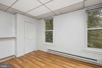 305 W Biddle St in West Chester, PA - Building Photo - Building Photo