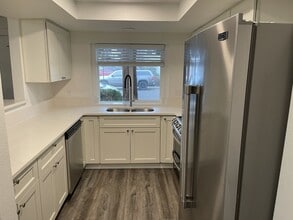 4292 Meadowbrook Ct NE in Keizer, OR - Building Photo - Building Photo