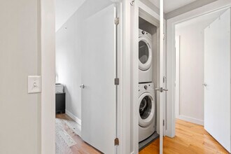 2012 Frankford Ave in Philadelphia, PA - Building Photo - Building Photo