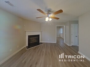 5726 Rockaway Dr in Union City, GA - Building Photo - Building Photo