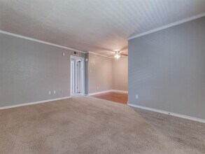 3921 Inwood Rd in Dallas, TX - Building Photo - Building Photo