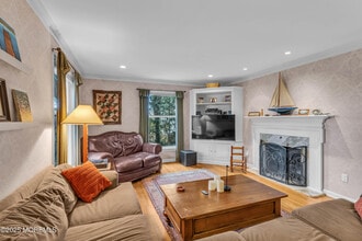 2420 Cedar St in Manasquan, NJ - Foto de edificio - Building Photo