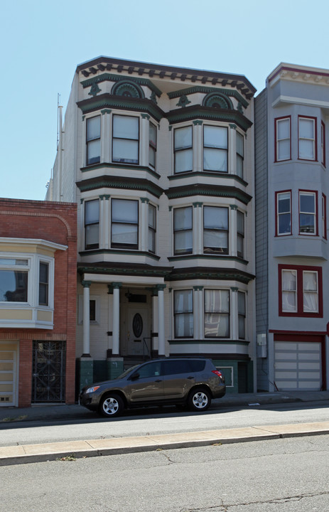 755 Guerrero St in San Francisco, CA - Building Photo