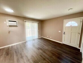 3838 Avocado Blvd in La Mesa, CA - Building Photo - Building Photo